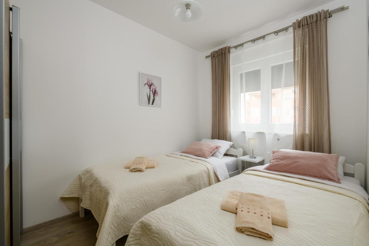 Apartment Kate Pula Eksteriør billede